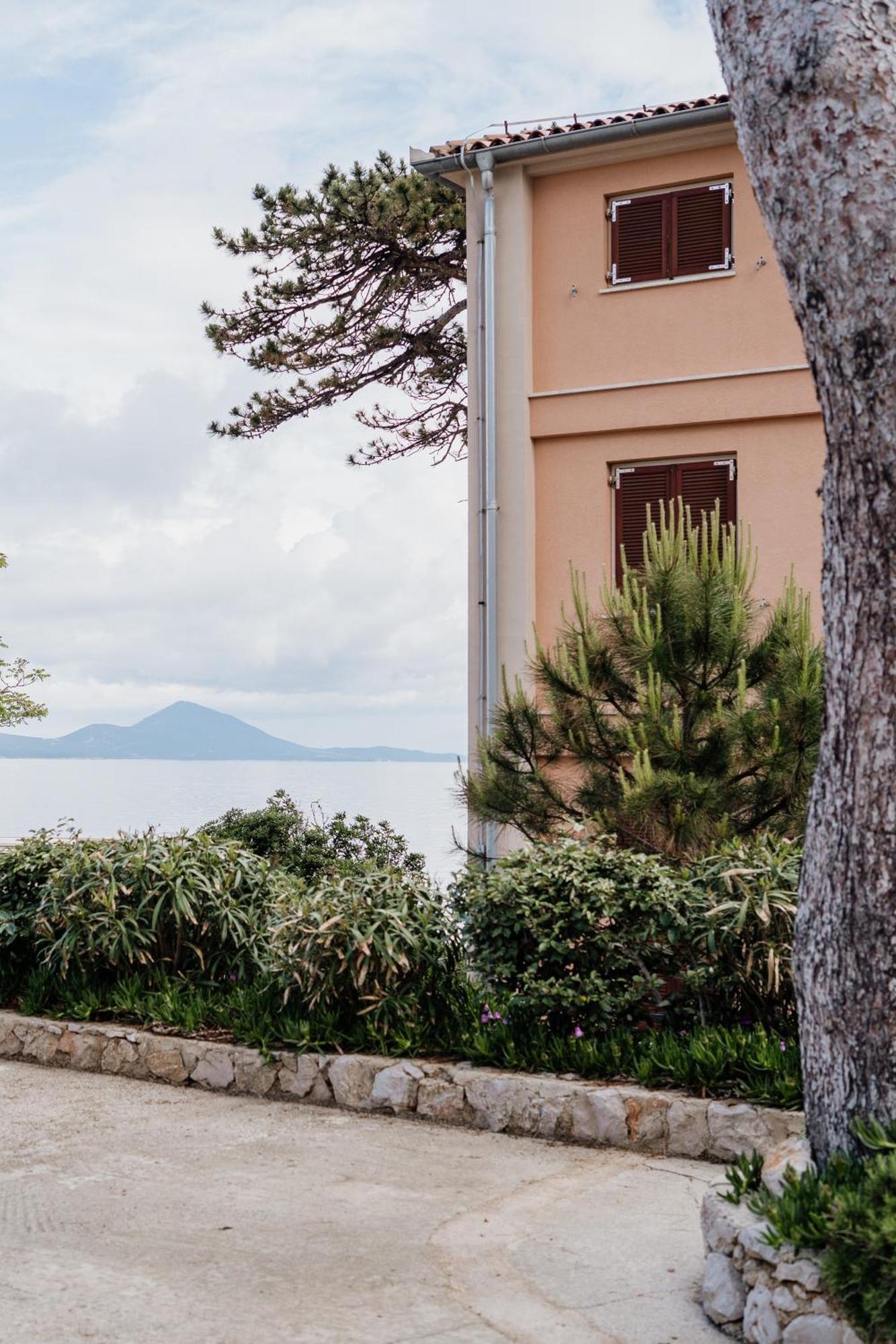 Apartmaji Punta Διαμέρισμα Veli Lošinj Εξωτερικό φωτογραφία